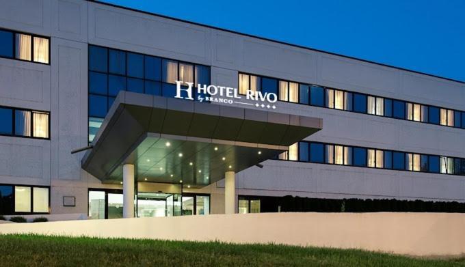 Hotel Rivo Timisoara Exterior foto